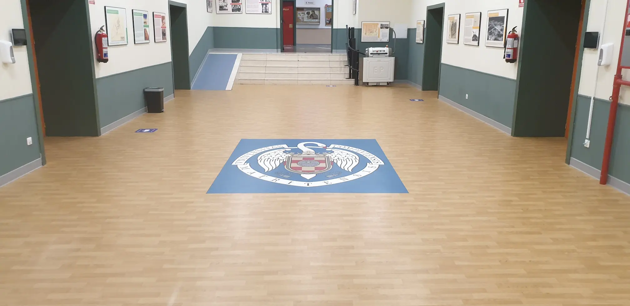 Suelos para colegios y universidades